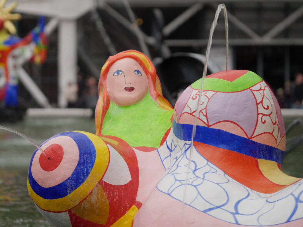 Stravinsky-Brunnen von Niki de Saint Phalle und Jean Tinguely in Paris (1982)